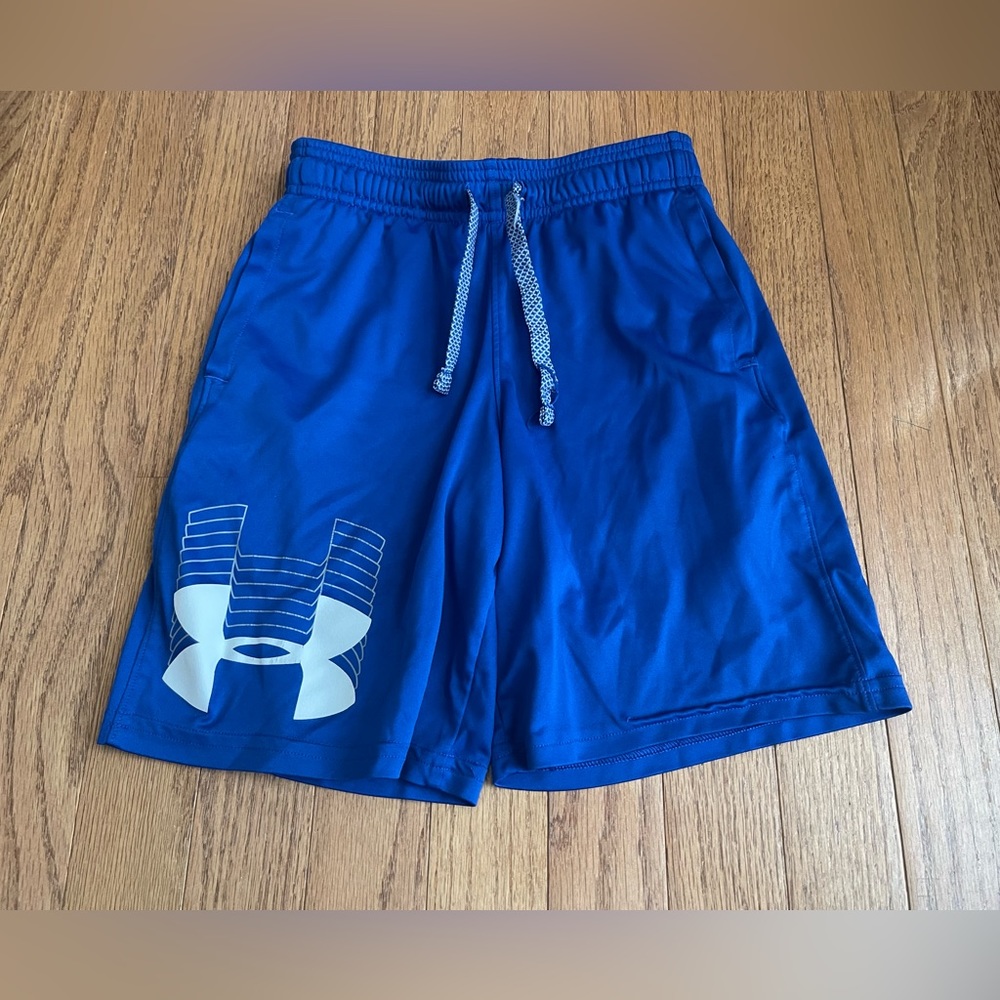 Boys Under Armour shorts